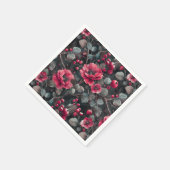 Himbeere, bordeauxfarbene Blume auf dunkelgrau Serviette (Ecke)