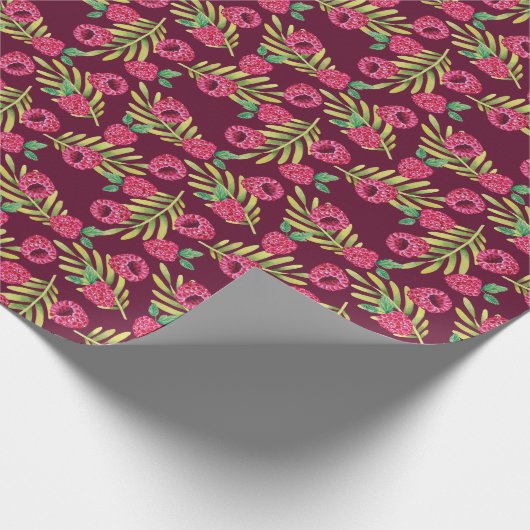 Himbeeren in Aquarellfarbe: rote Fruchtmuster. Geschenkpapier (Ecke)