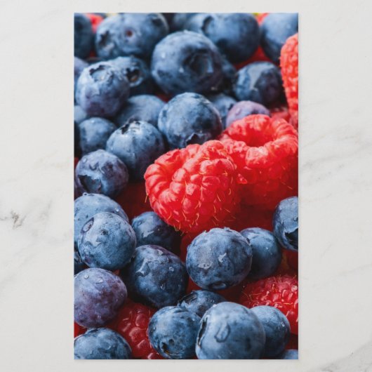 Himbeeren und Blaubeeren Briefpapier (Vorderseite)