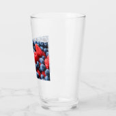 Himbeeren und Blaubeeren Glas (Links)