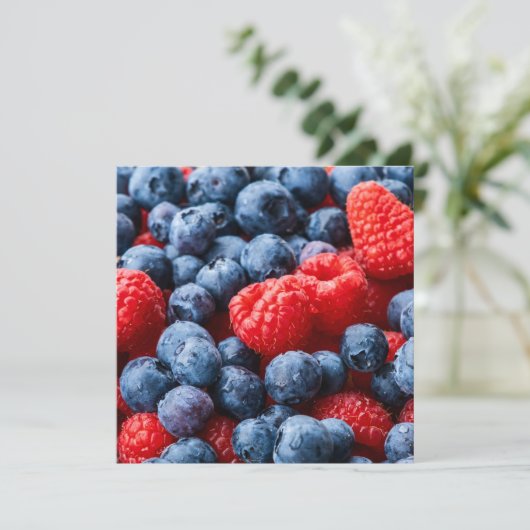 Himbeeren und Blaubeeren Karte (Stehend Vorderseite)