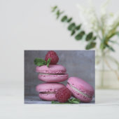 HimbeerenMacarons rosa französisches Postkarte (Stehend Vorderseite)