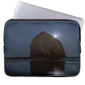 Himmel über dem Haystack Rock | Cannon Beach, Oreg Laptopschutzhülle (Vorderseite)