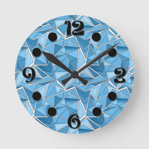 Himmelblau und blaue geometrische Formen Muster mo Runde Wanduhr