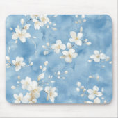 Himmelblaue hübsche weiße Blumen Mousepad (Vorne)