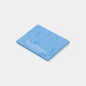 Himmelblaues Vielfaches von Monogrammen mit Ihrem Post-it Klebezettel (angewinkelt)
