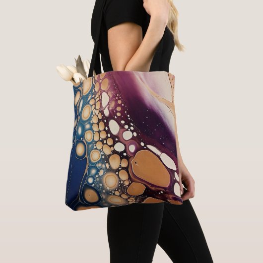 Himmelsfluid-Marmor in Mitternachtsgold Tasche (Von Nahem)