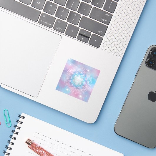 Himmlische Blüte – Heilige Geometrie Aufkleber (Laptop mit iPhone)