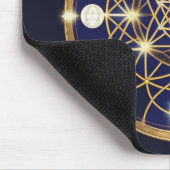 Himmlische Harmonie – Das Licht innerhalb des Gitt Mousepad (Ecke)