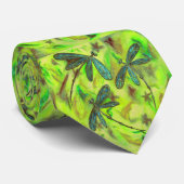 Himmlische Libellen auf einem Sternenhimmel Krawatte (Gerollt)