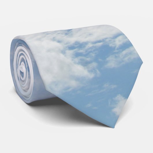 Himmlische Wolken Krawatte (Gerollt)