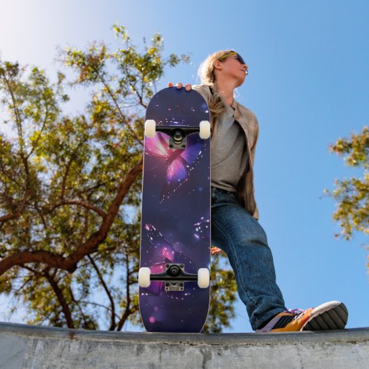 Himmlischer Nachtfaltergarten Skateboard (Außenbereich 1)