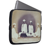 Hindische Brahmins in Delhi, 19. Jahrhundert Laptopschutzhülle (Vorne Rechts)