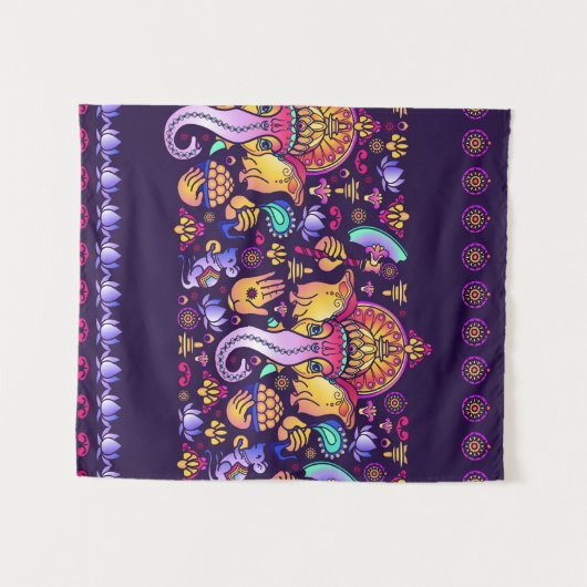 Hindu Gott Ganesha und indische Symbole in der Str Wandteppich (Vorderseite (Horizontal))