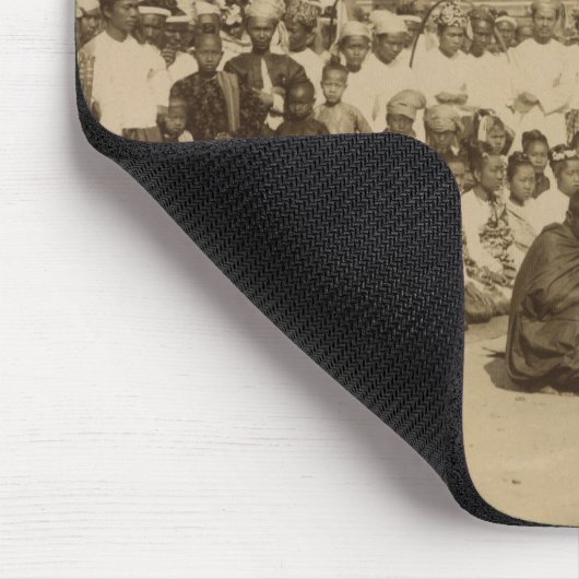 Hingaben an der Arakan Pagode, Mandalay, Mousepad (Ecke)