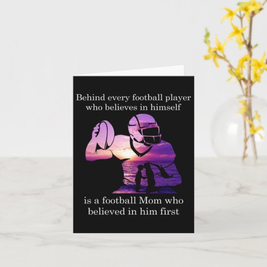 Hinter dem Fußball glaubt der Spieler an sich selb Karte (Gelbe Blume)