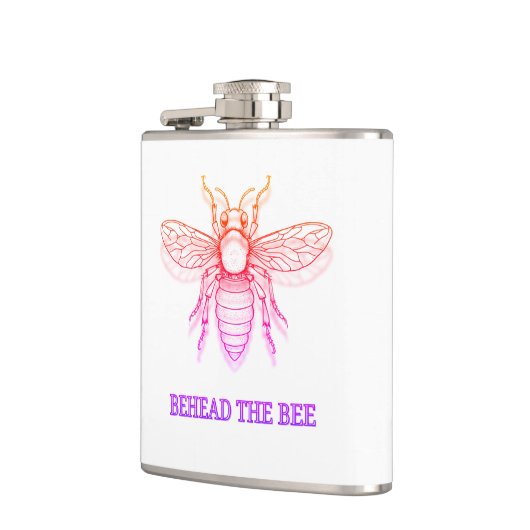 Hinter der Biene Flachmann (Links)