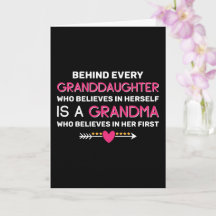 Hinter jeder Enkelin steht eine Oma