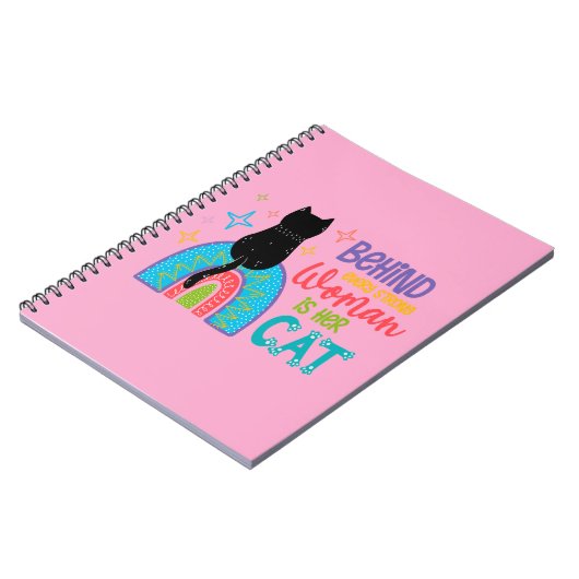 Hinter jeder starken Frau steht ihre Katze Notizblock (Linke Seite)