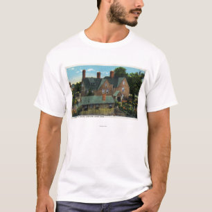 Hintere Ansicht des Hauses von sieben Giebeln T-Shirt