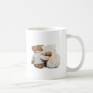 Hintere Ansicht von zwei Teddybären, die sich Kaffeetasse
