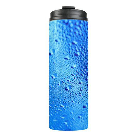 Hinterfenster aus nassem Glas Thermosbecher (Vorderseite)
