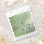 Hintergrund der grünen Wasserfarbe für Babydusche Geschenktütchen (Ausgeschnitten)