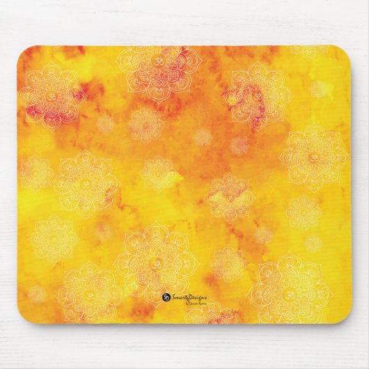 Hintergrund der Mandalase auf Gelb und Rot Mousepad (Vorne)