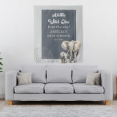 Hintergrund der "Wild One Safari Elephant Baby Sho Wandteppich