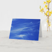 Hintergrund des blauen Himmels. Karte (Gelbe Blume)