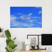 Hintergrund des blauen Himmels. Poster (Heimbüro)