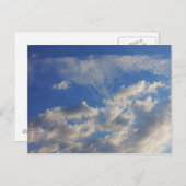 Hintergrund des blauen Himmels. Postkarte (Vorne/Hinten)