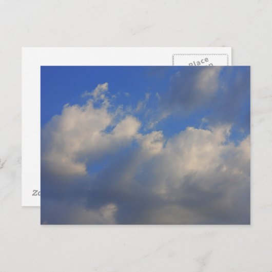 Hintergrund des blauen Himmels. Postkarte (Vorne/Hinten)