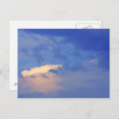 Hintergrund des blauen Himmels. Postkarte (Vorne/Hinten)