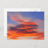 Hintergrund des bunten Himmels. Postkarte (Vorne/Hinten)