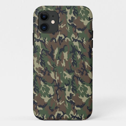 Hintergrund des Militärwalds - Camouflage Case-Mate iPhone Hülle (Rückseite)