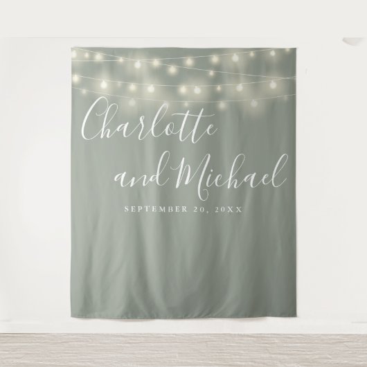 Hintergrund des String Lights Sage Green Wedding F Wandteppich (Vorderseite)