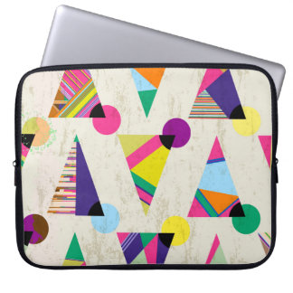 Hintergrund für nahtloses Dreieck, Hipster-Retter Laptopschutzhülle