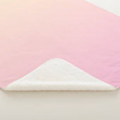 Hintergrund mit blassrosa und gelbem Verlauf Sherpadecke (3/4)