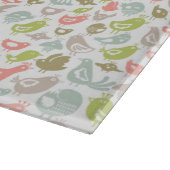 Hintergrund mit bunter Vogelverzierung Schneidebrett (Ecke)