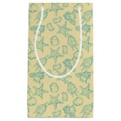 Hintergrund mit Muscheln. Hand gezeichnet Kleine Geschenktüte (Vorderseite)