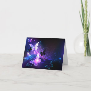 Hintergrund mit Nachtschmetterlingen Ankündigung