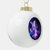 Hintergrund mit Nachtschmetterlingen Keramik Kugel-Ornament (Links)