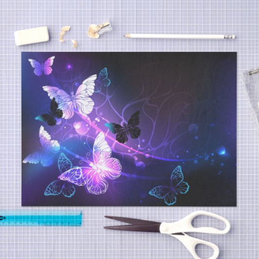 Hintergrund mit Nachtschmetterlingen Seidenpapier (Handwerk)