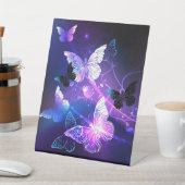 Hintergrund mit Nachtschmetterlingen Sockelschild (In SItu)