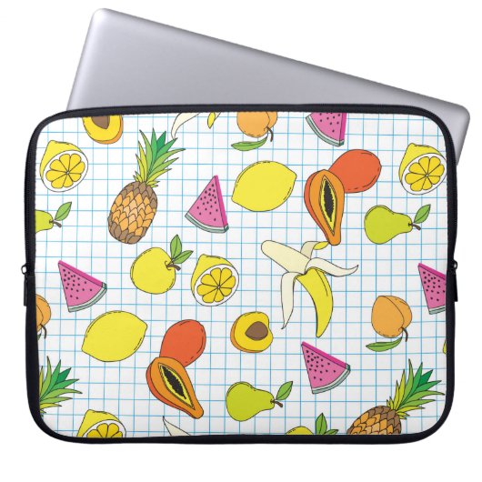 Hintergrund mit saftigen Früchten. Nahtlose Frucht Laptopschutzhülle (Vorderseite)