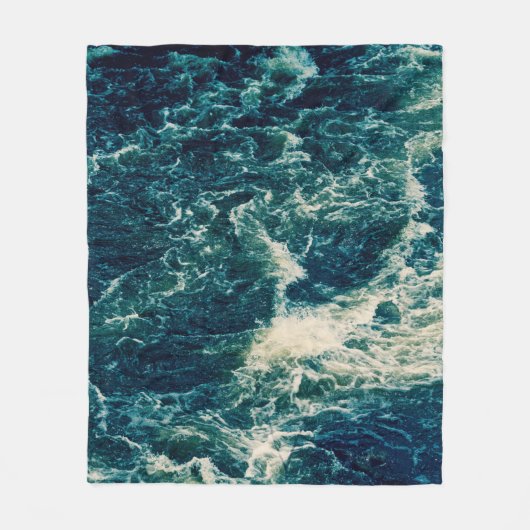 Hintergrund, obere Ansicht, rascher Fluss des Flus Fleecedecke (Vorderseite)