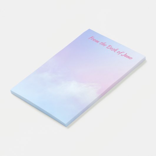 Hintergrund pastellrosa und blaue Wolke Post-it Klebezettel (angewinkelt)