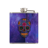 Hintergrund und Blumenzucker-Schädel im tiefen Rau Flachmann (Rückseite)