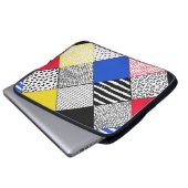 Hintergrund: Vögel, Polka Punkte. Laptopschutzhülle (Vorne Knopf)